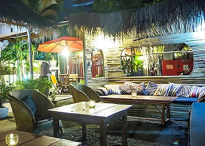Bed & Breakfast Babel 3*