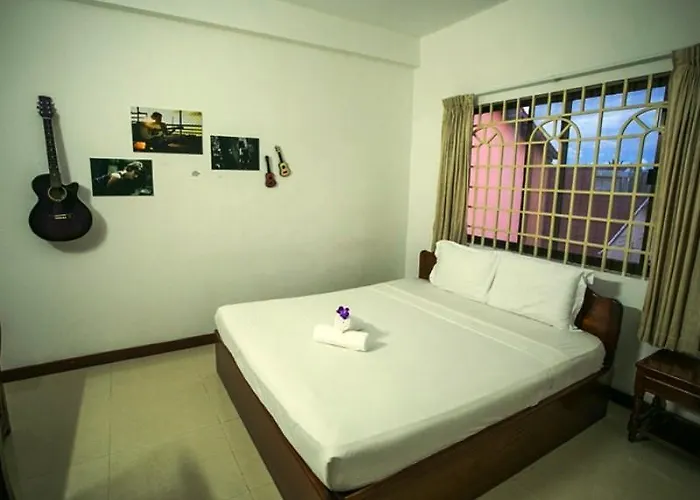 Bed & Breakfast Babel 3*